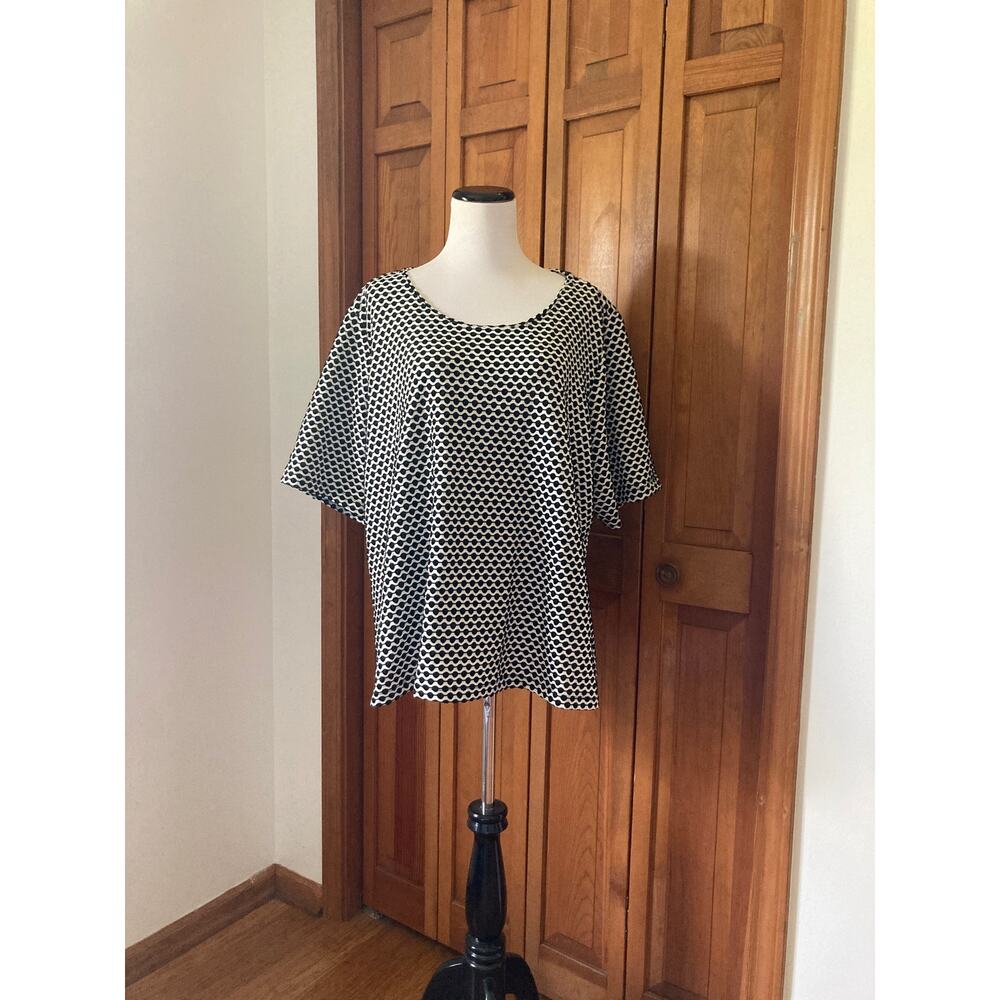 Ruby Rd. Black & White Stretch Pullover Top, Size… - image 1